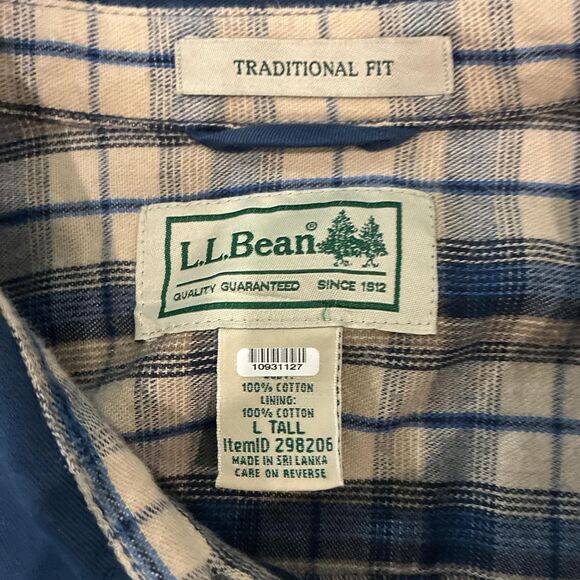 L.L. Bean Men's Navy Heavy Flannel - Picture 2 of 2